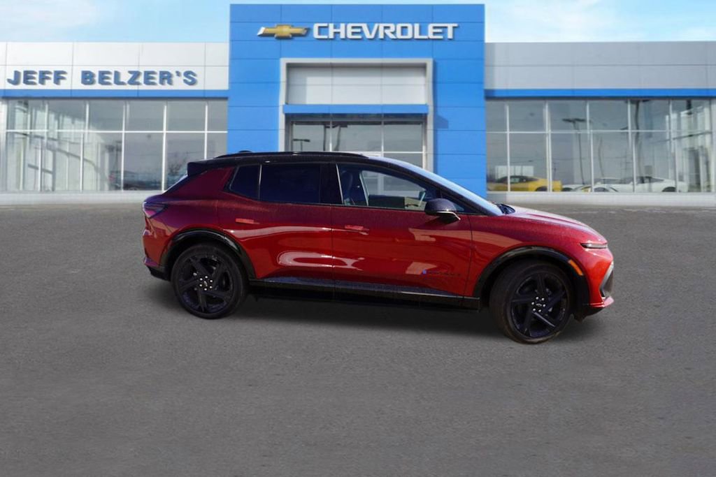 2026 Chevrolet Equinox EV 3RS photo 2