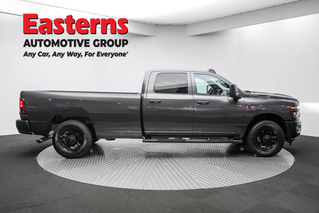 2025 Ram 2500 Tradesman photo 3