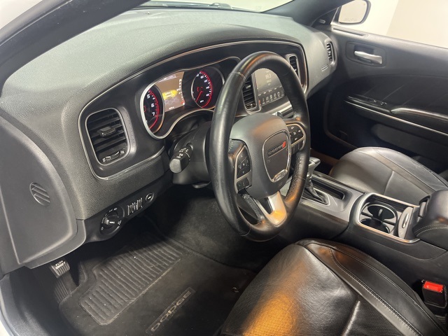 2015 Dodge Charger R/T photo 9