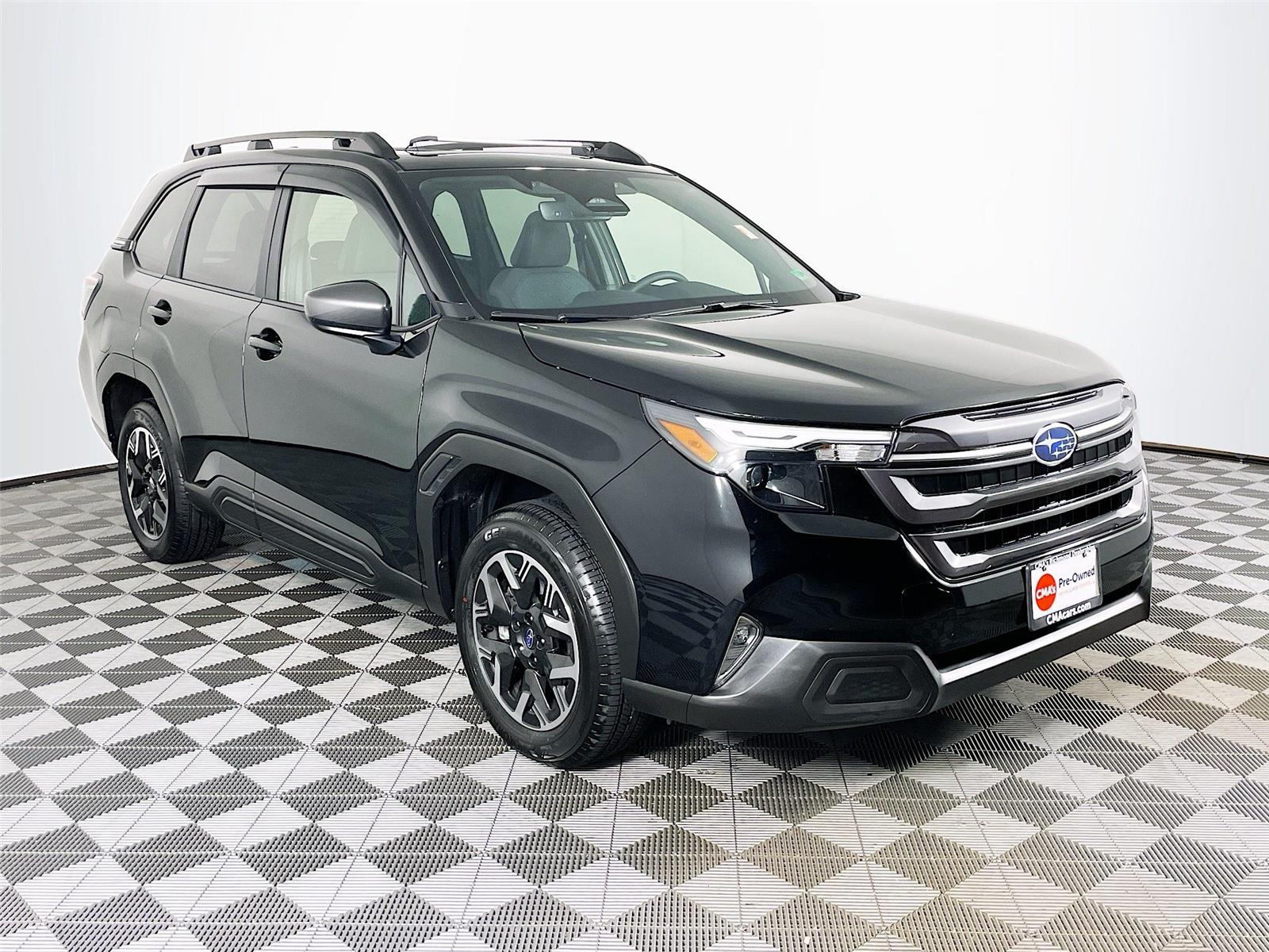 2025 Subaru Forester Premium's photo