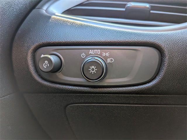 2022 Chevrolet Malibu 1LT photo 21
