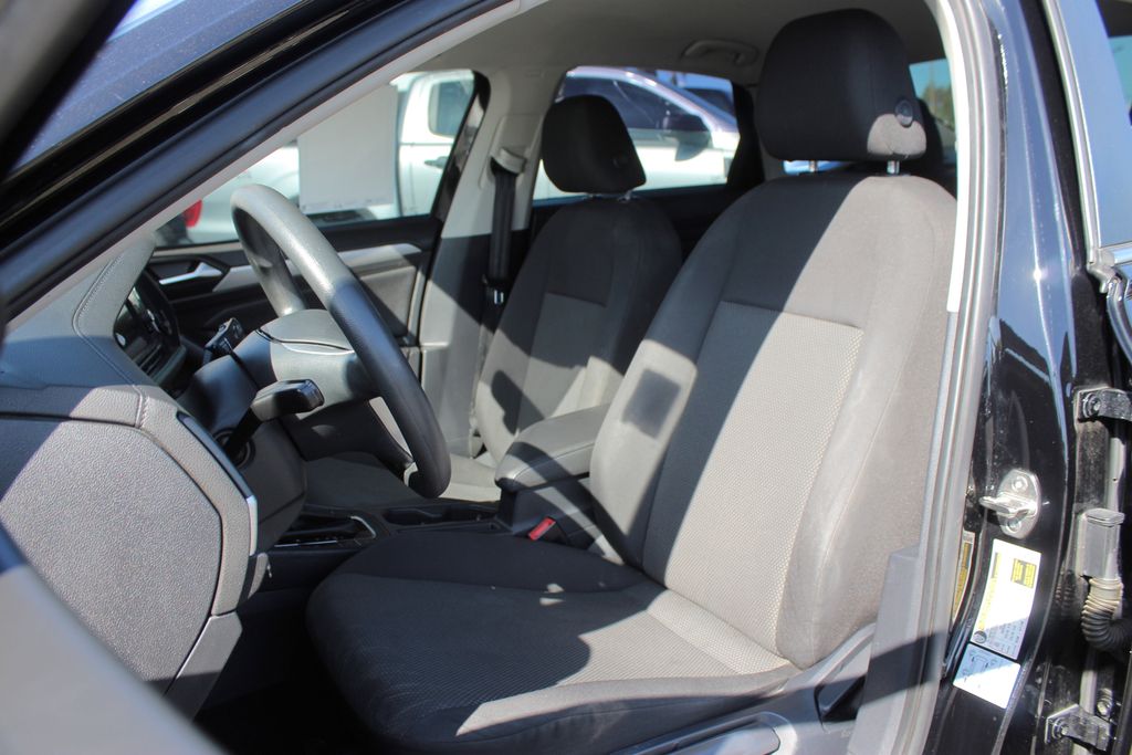 2021 Volkswagen Jetta 1.4T S photo 18
