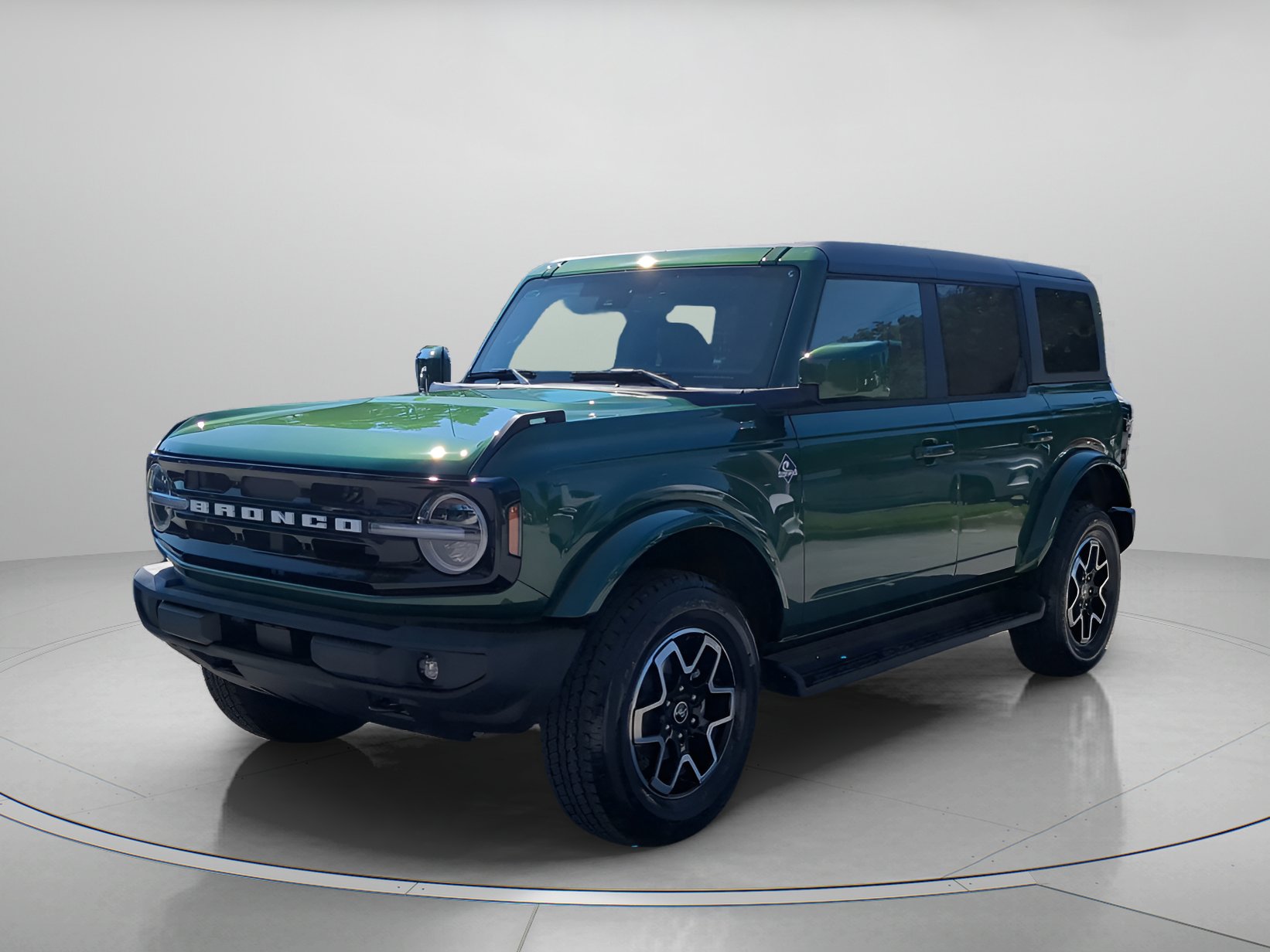 2025 Ford Bronco 4-Door Outer Banks's photo