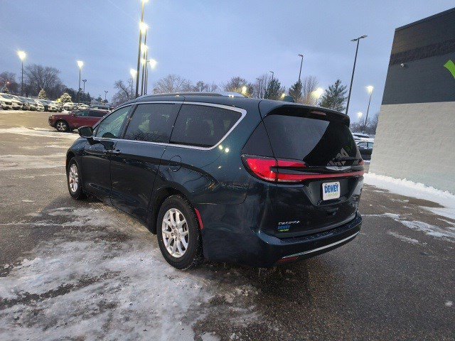 2021 Chrysler Pacifica Touring L photo 3