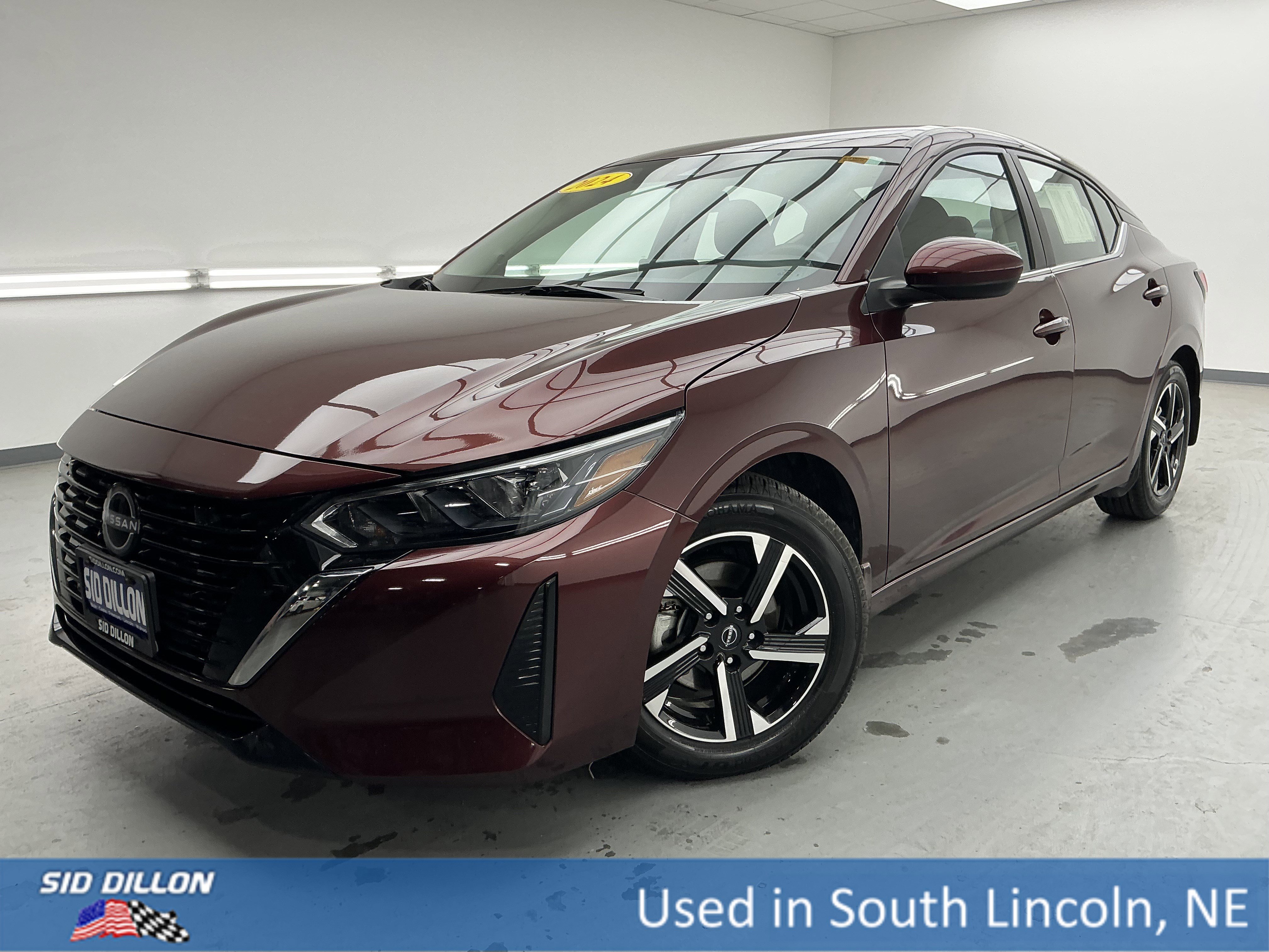 2024 Nissan Sentra SV's photo