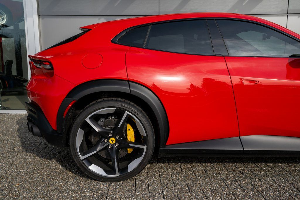 2024 Ferrari Purosangue photo 30