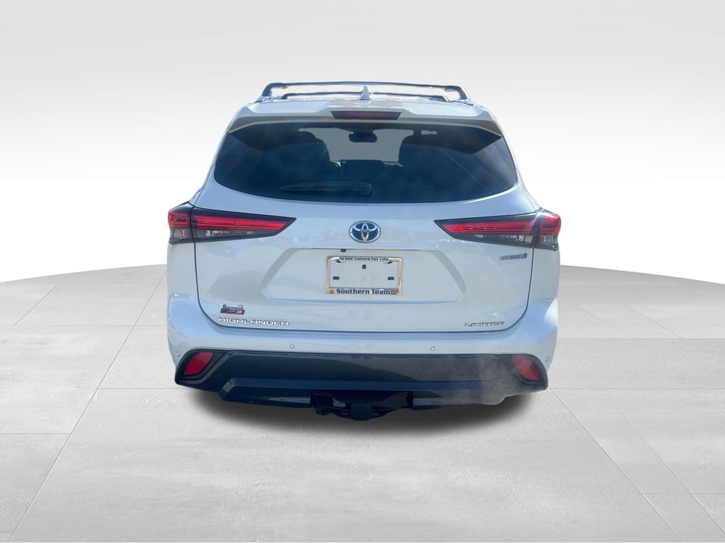 2021 Toyota Highlander Hybrid Limited photo 4