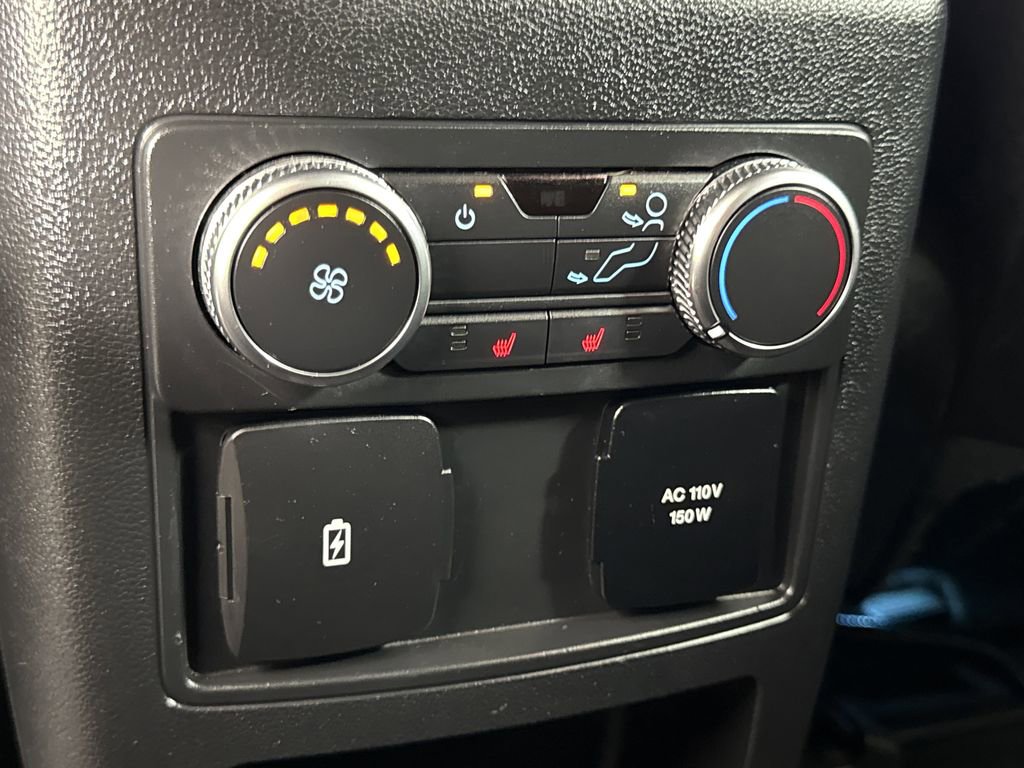 2020 Ford Explorer Limited photo 19