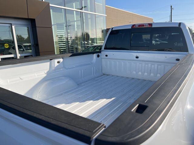 2015 Chevrolet Silverado 3500HD LTZ photo 17