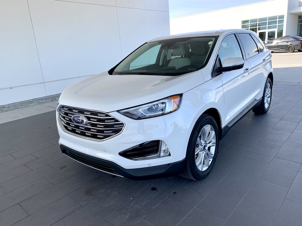 2021 Ford Edge Titanium's photo