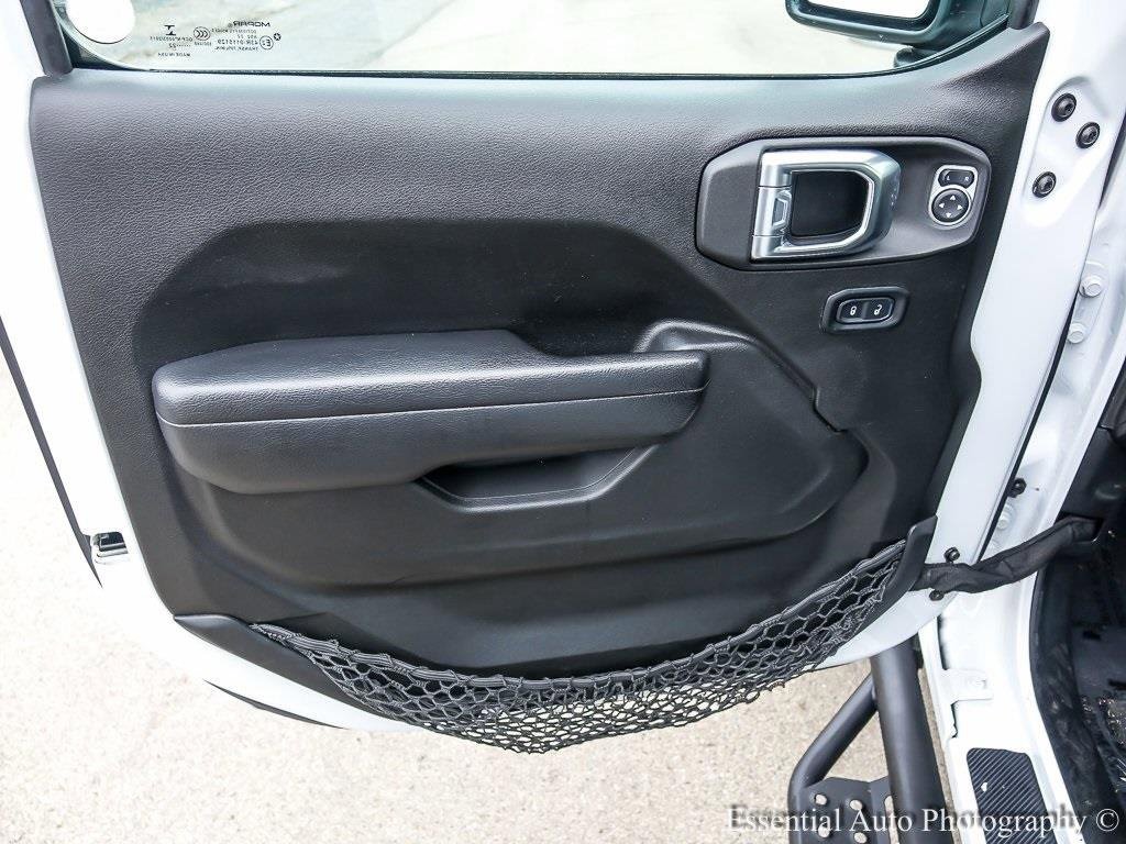 2022 JEEP WRANGLER - Image 19