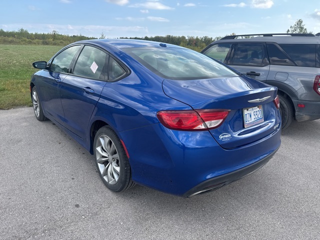 2016 Chrysler 200 S photo 7