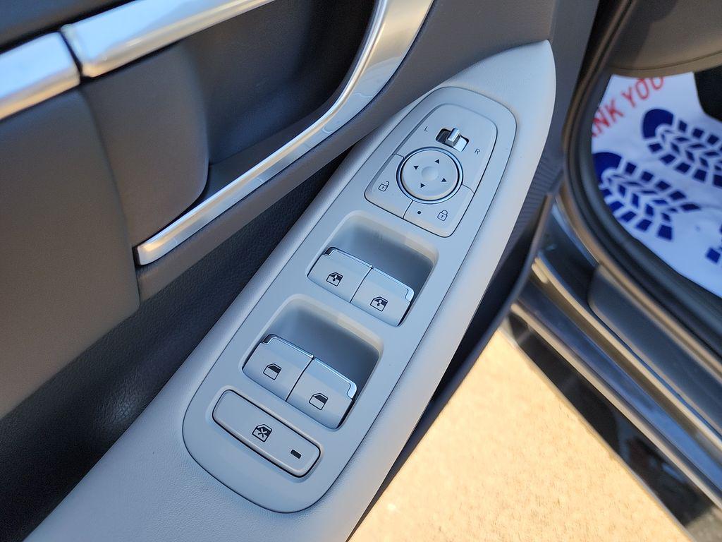 2023 Hyundai Sonata SEL photo 5