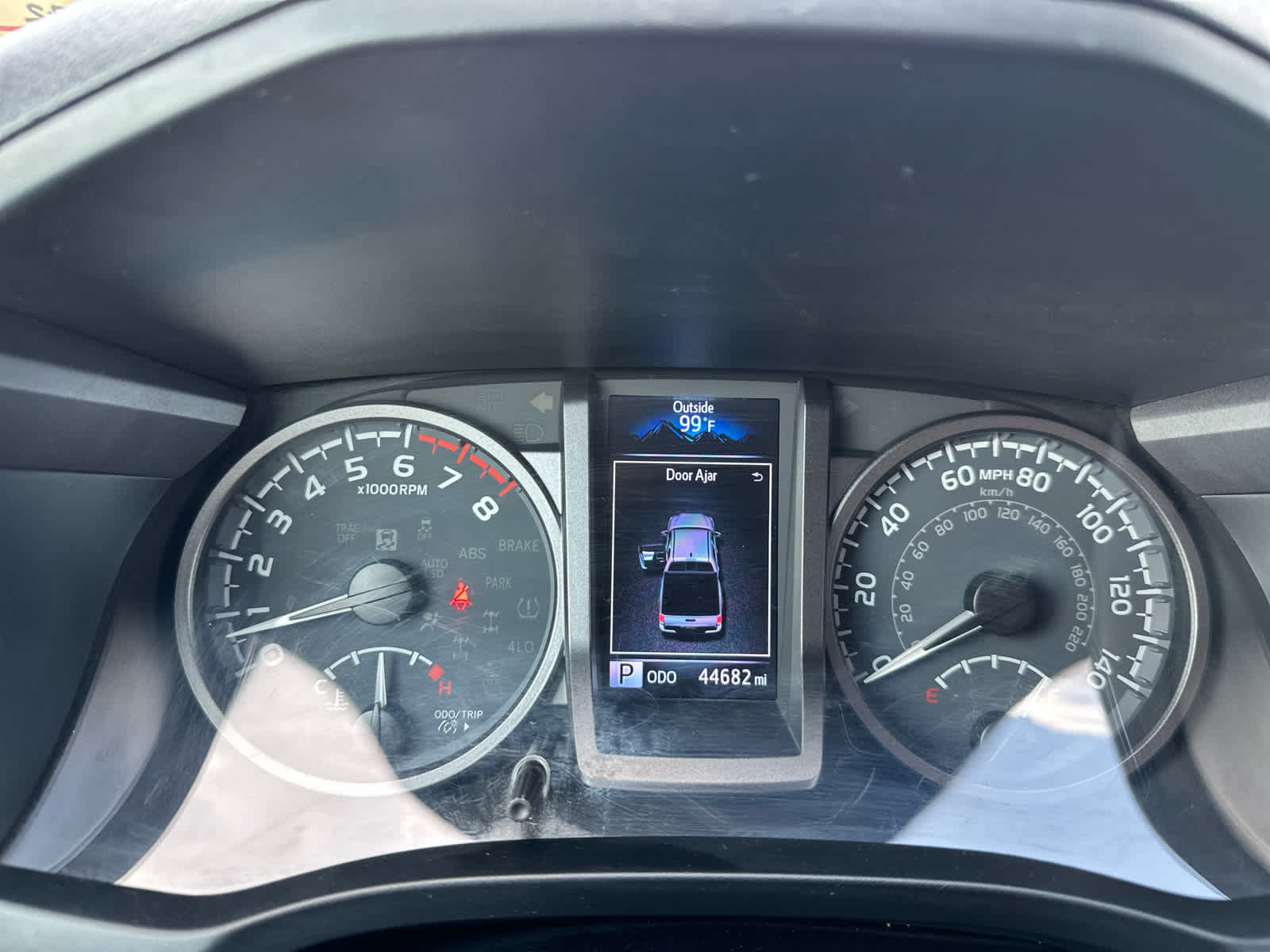 2023 Toyota Tacoma TRD photo 15