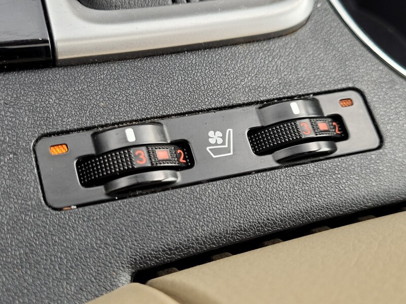2015 Toyota Highlander Limited photo 22