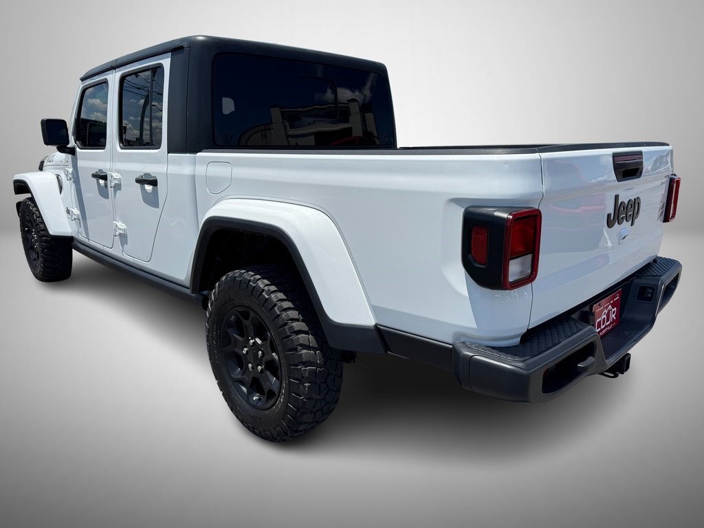 2023 Jeep Gladiator Willys photo 4