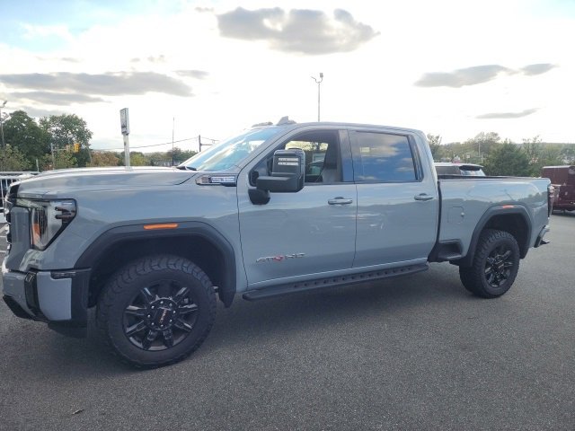 2024 GMC Sierra 2500HD AT4's photo