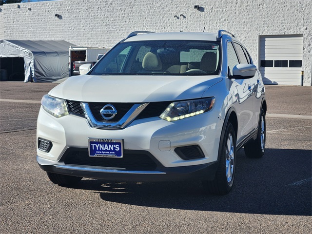 2015 Nissan Rogue SV photo 4