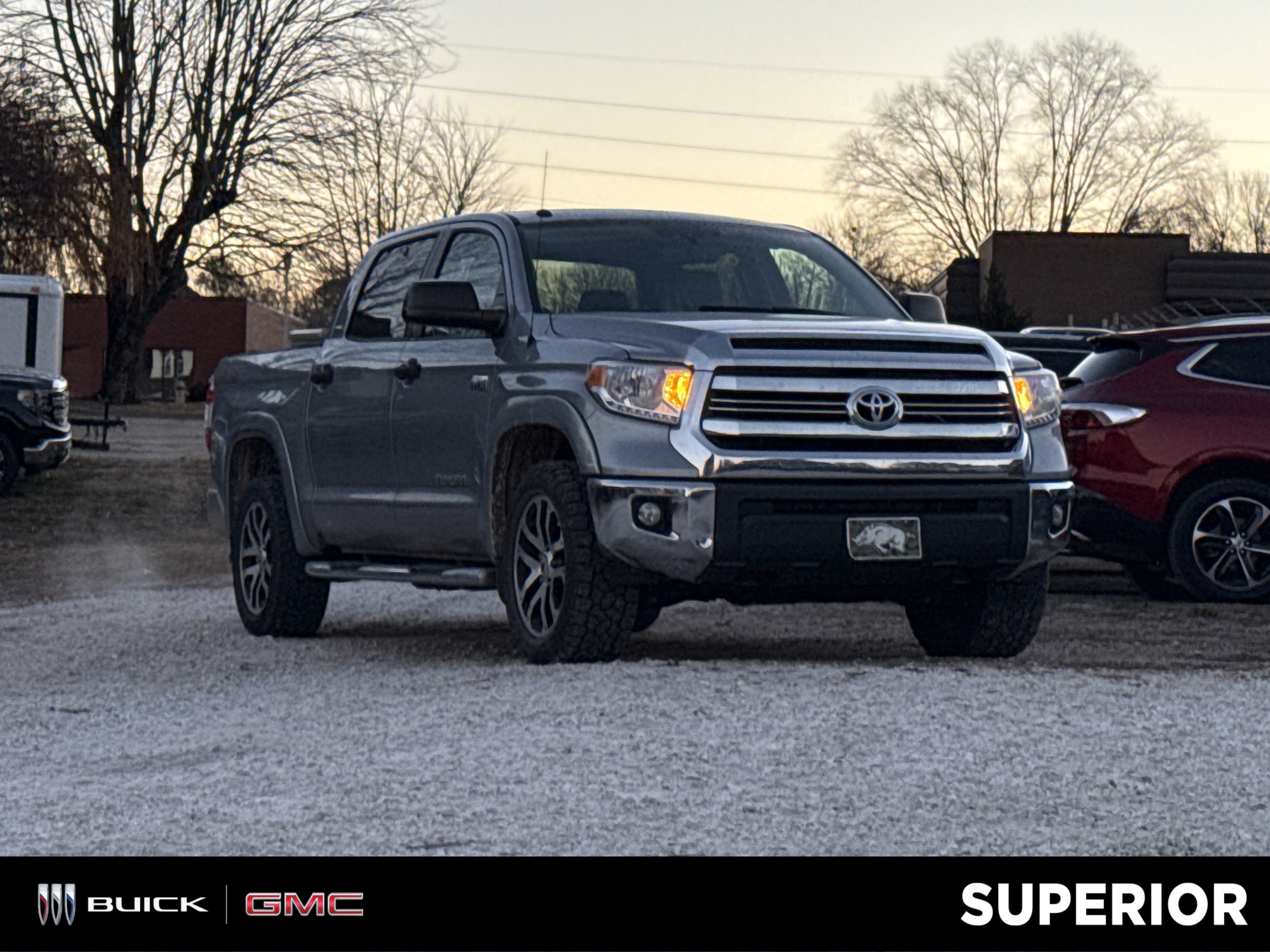 2017 Toyota Tundra SR5's photo
