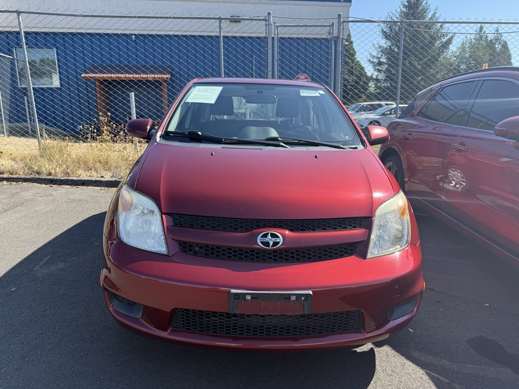 2006 Scion xA Base photo 2