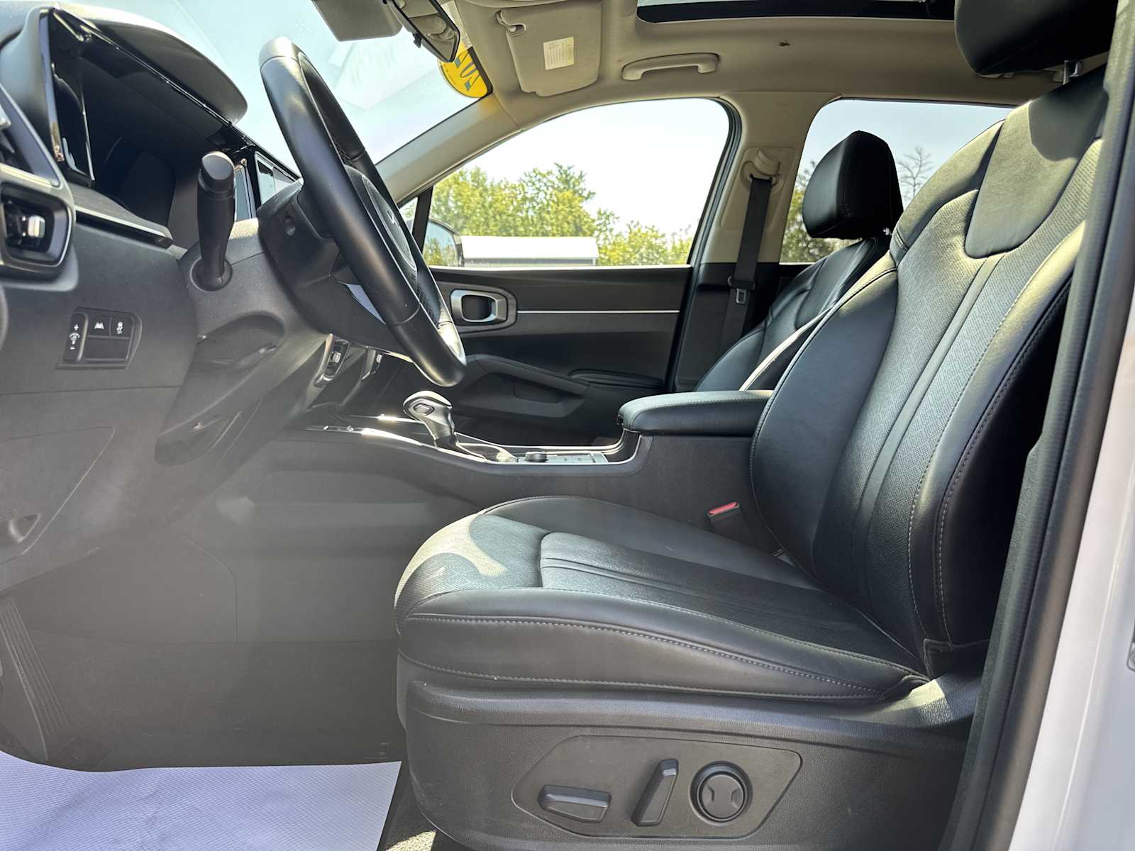 2023 Kia Sorento X-Line S photo 16