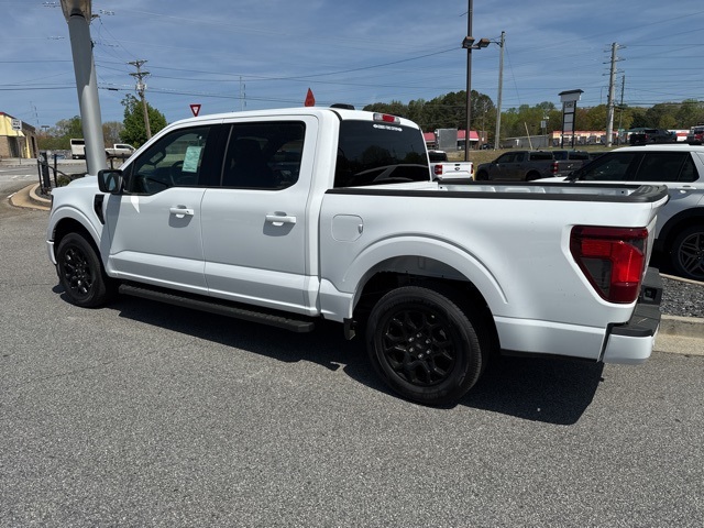 2025 Ford F-150 XLT photo 8
