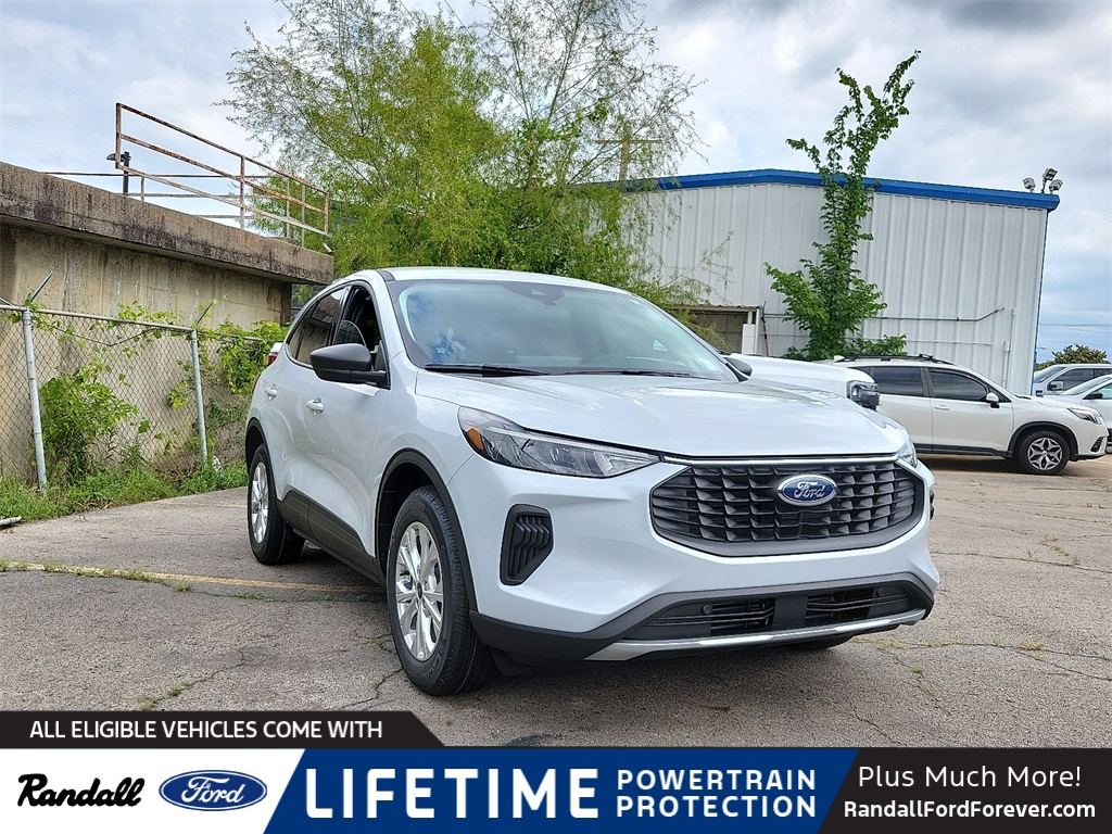 2025 Ford Escape Active's photo