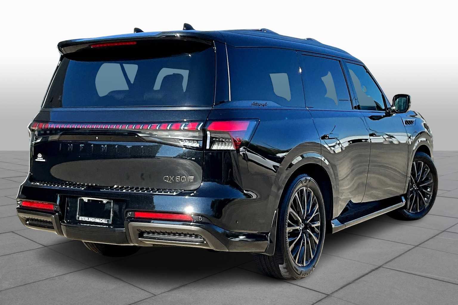 2025 Infiniti QX80 photo 11