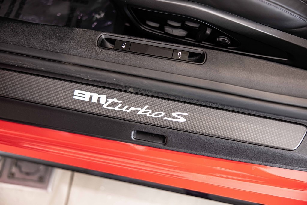 2025 PORSCHE 911 - Image 23