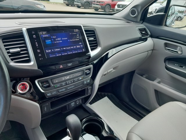 2018 Honda Ridgeline RTL-E photo 20