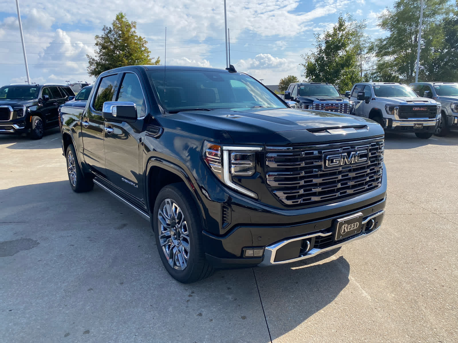 2026 Gmc Sierra 1500 Denali Ultimate photo 4