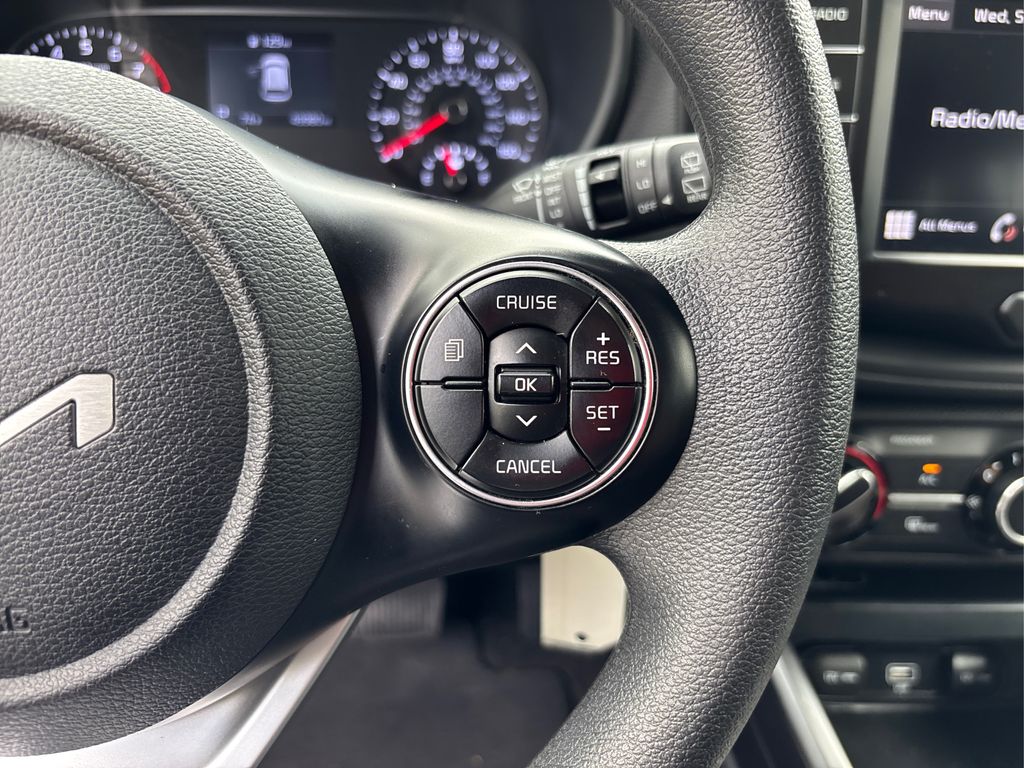 2022 Kia Soul LX photo 21