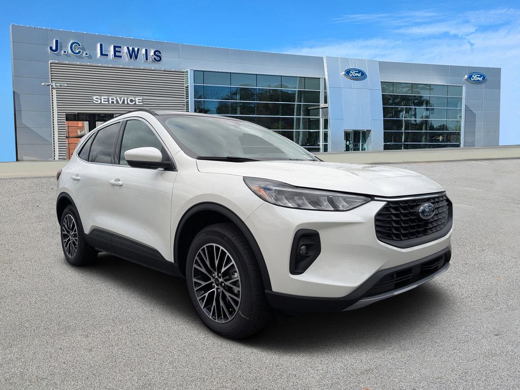 2026 Ford Escape PHEV's photo