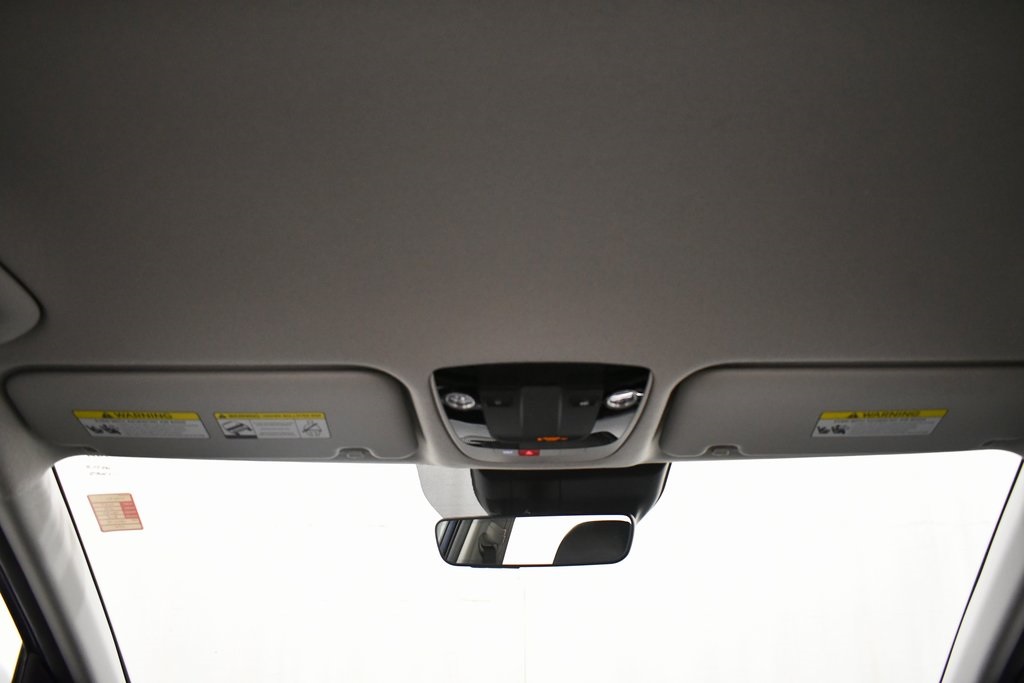 2024 Kia Seltos S photo 13