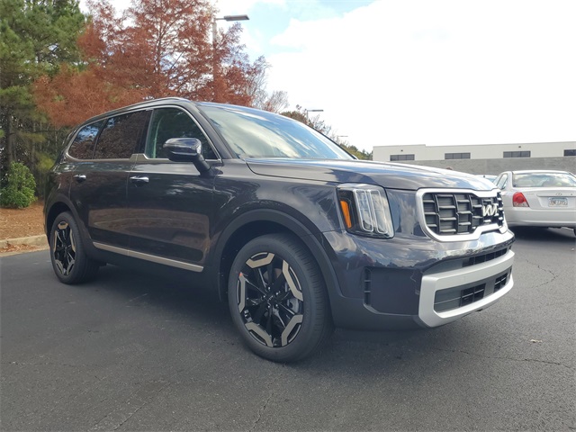 2025 Kia Telluride S photo 3