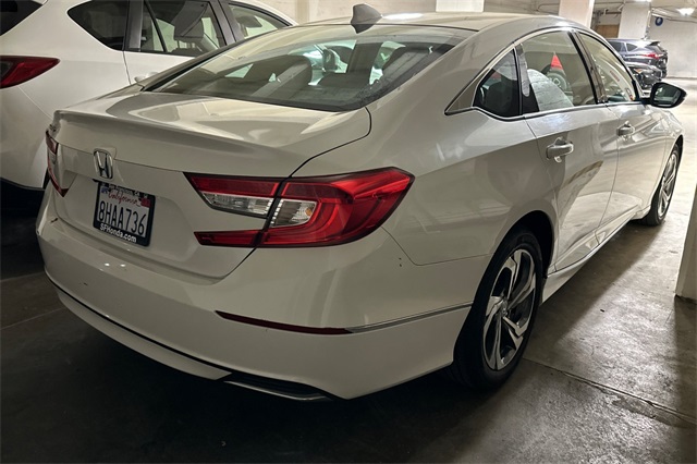 2018 Honda Accord EX-L photo 3