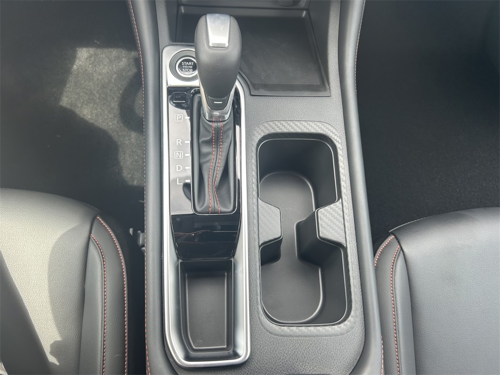 2025 Nissan Sentra SR Midnight Edition photo 19