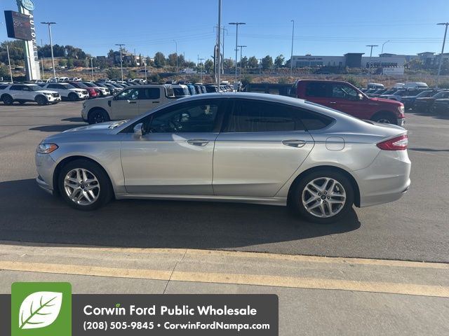 2013 Ford Fusion SE photo 9
