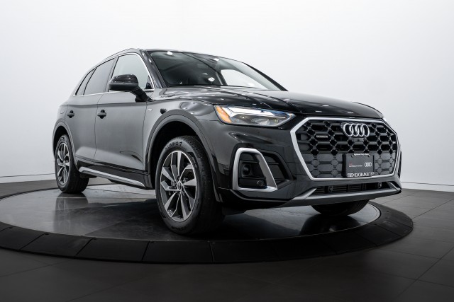 2023 Audi Q5 Premium Plus's photo