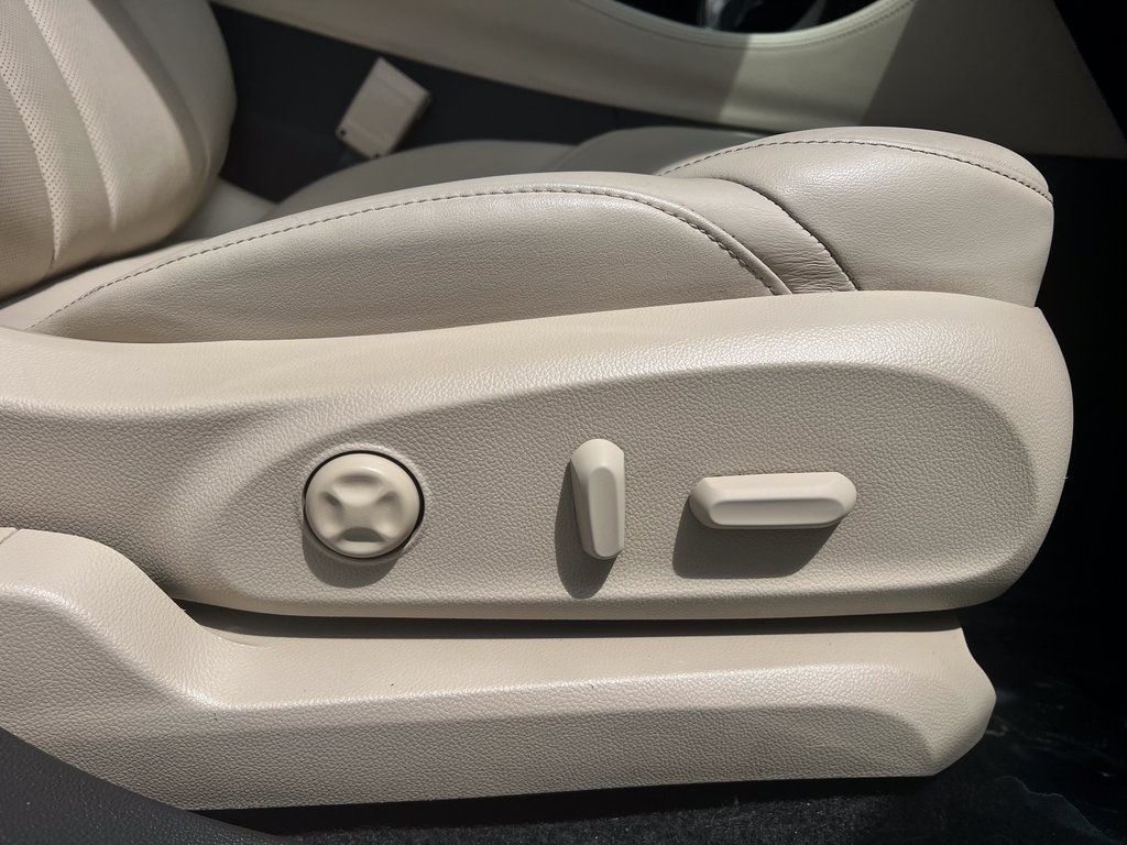 2018 Buick Envision Premium II photo 10