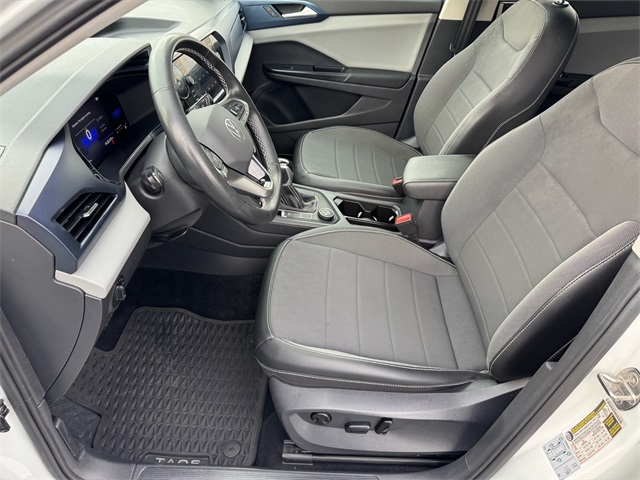 2022 Volkswagen Taos SE photo 6