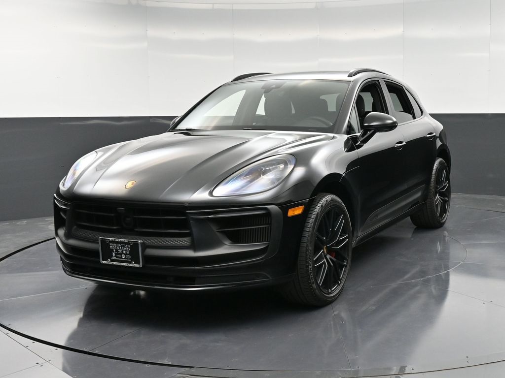 2023 Porsche Macan GTS's photo