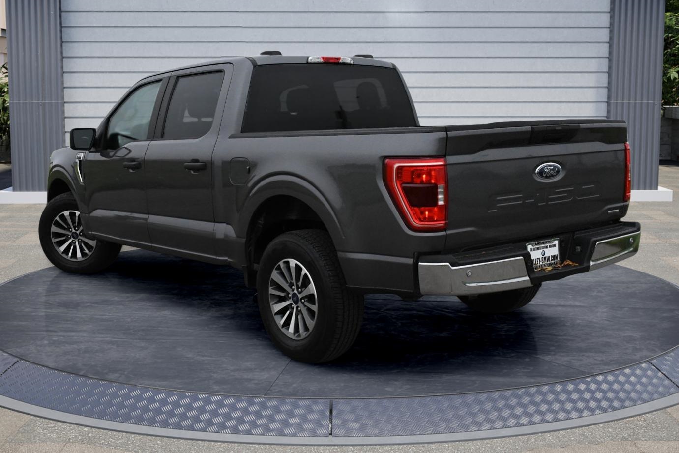2023 Ford F-150 XLT photo 4