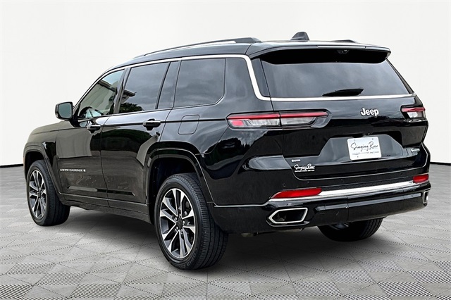2022 Jeep Grand Cherokee Overland photo 4
