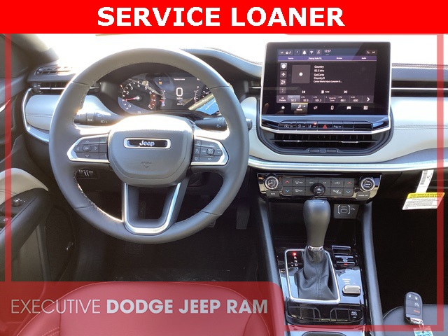 2025 Jeep Compass Limited photo 9