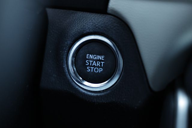 2021 Toyota RAV4 XLE Premium photo 35