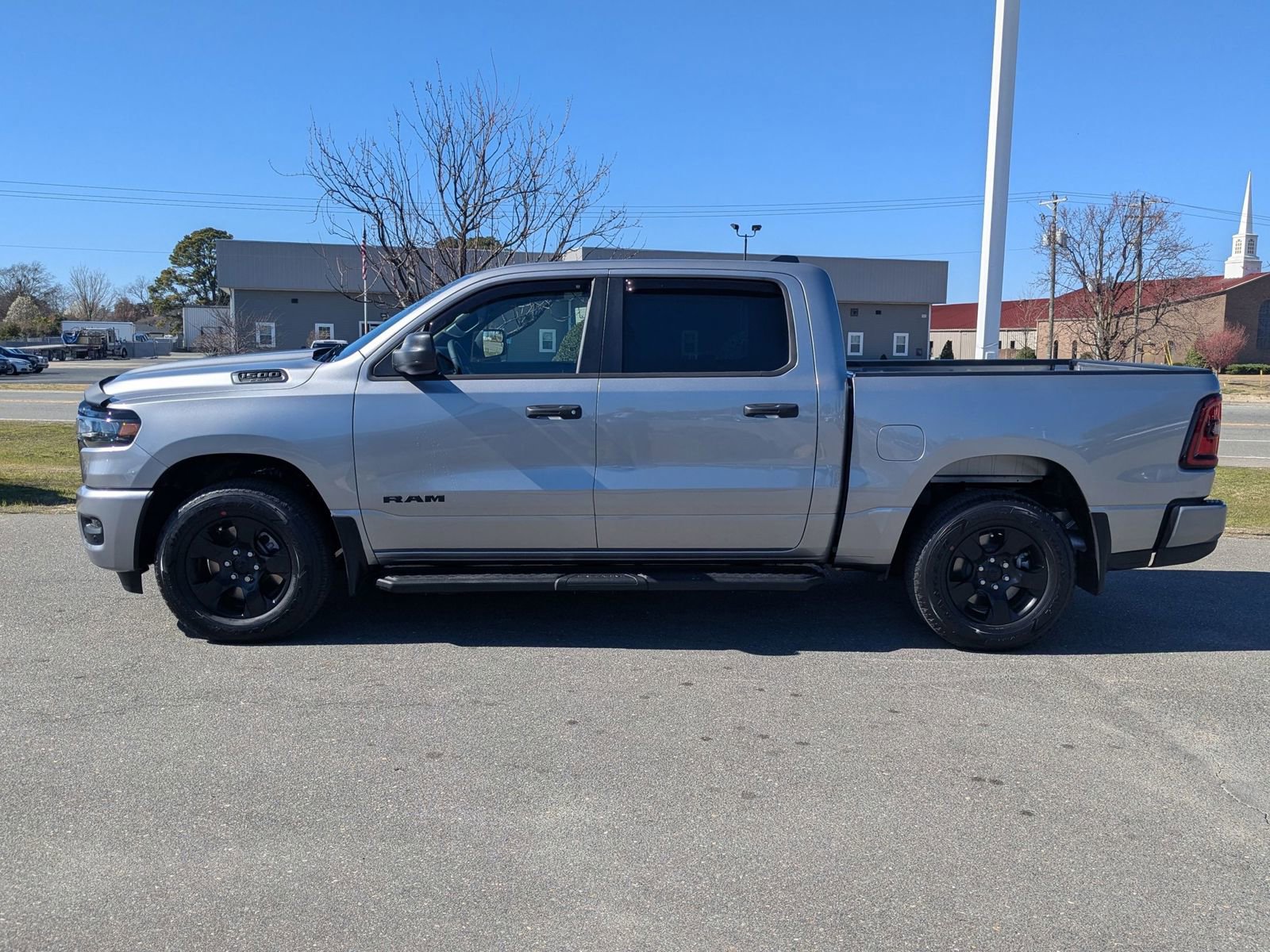 2025 Ram 1500 Tradesman photo 8