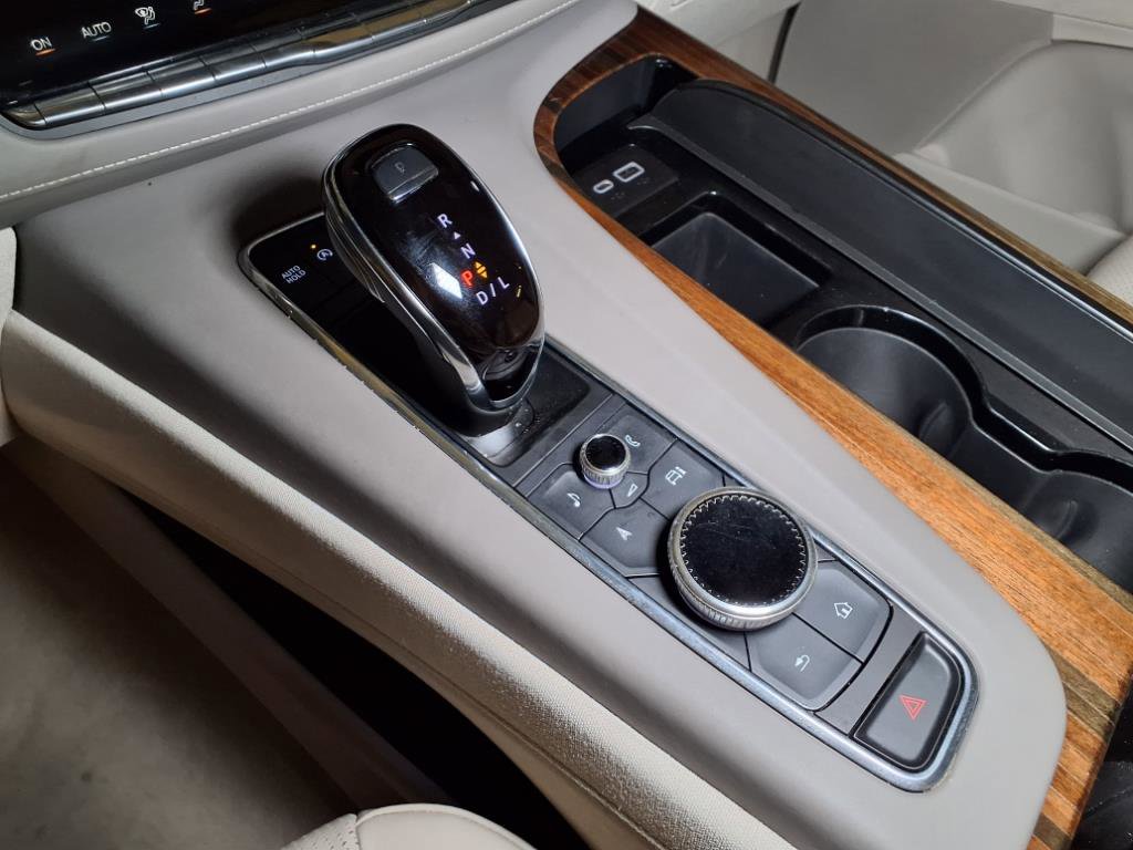 2023 Cadillac Escalade ESV Sport Platinum photo 7