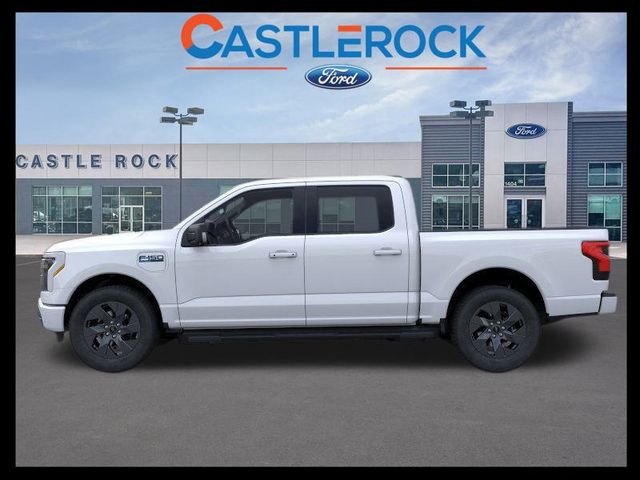 2025 Ford F-150 XLT photo 3