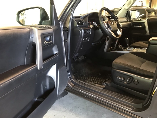 2021 Toyota 4Runner SR5 4WD photo 10